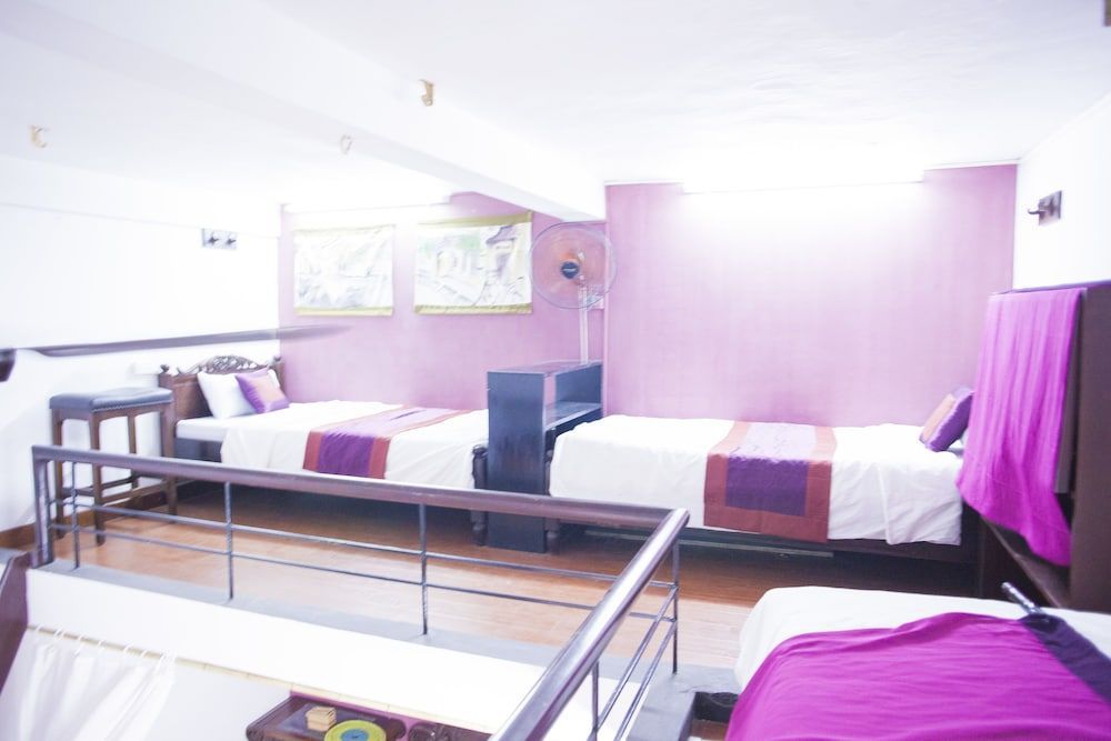 NQ Vintage House 2