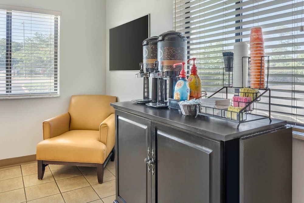 Suburban Studios Louisville East 2