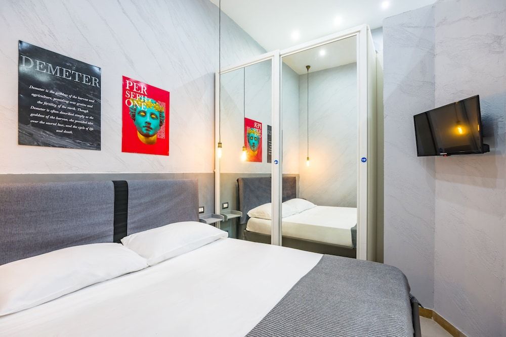 Baubo - S. G. Armeno by Napoliapartments 2