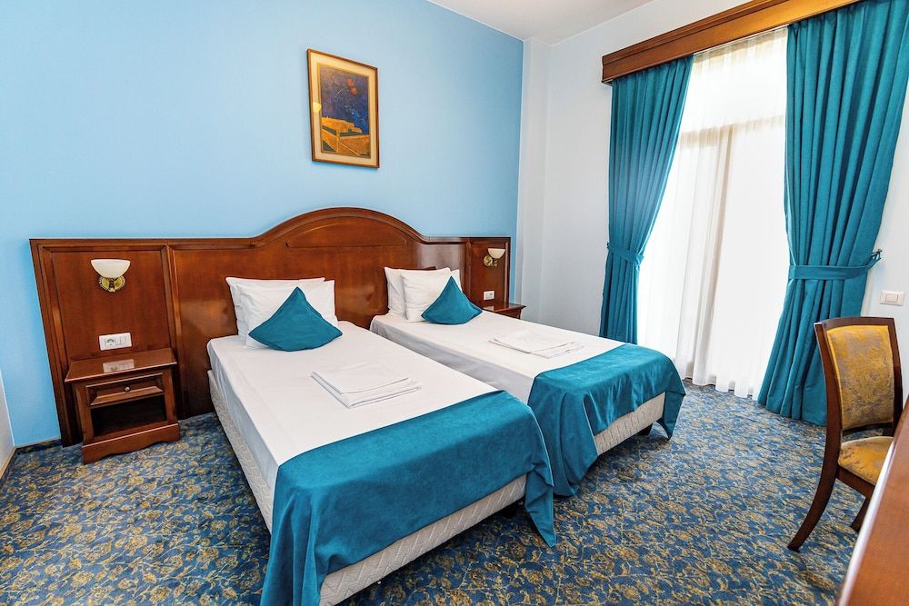 HOTEL DIESEL 1