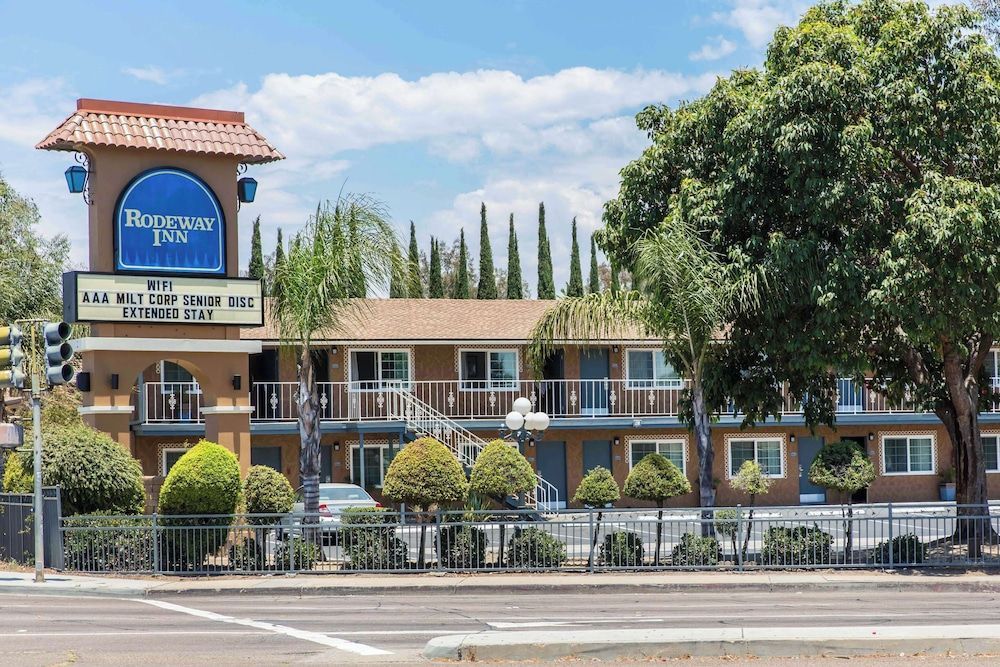 Rodeway Inn Escondido Downtown 1