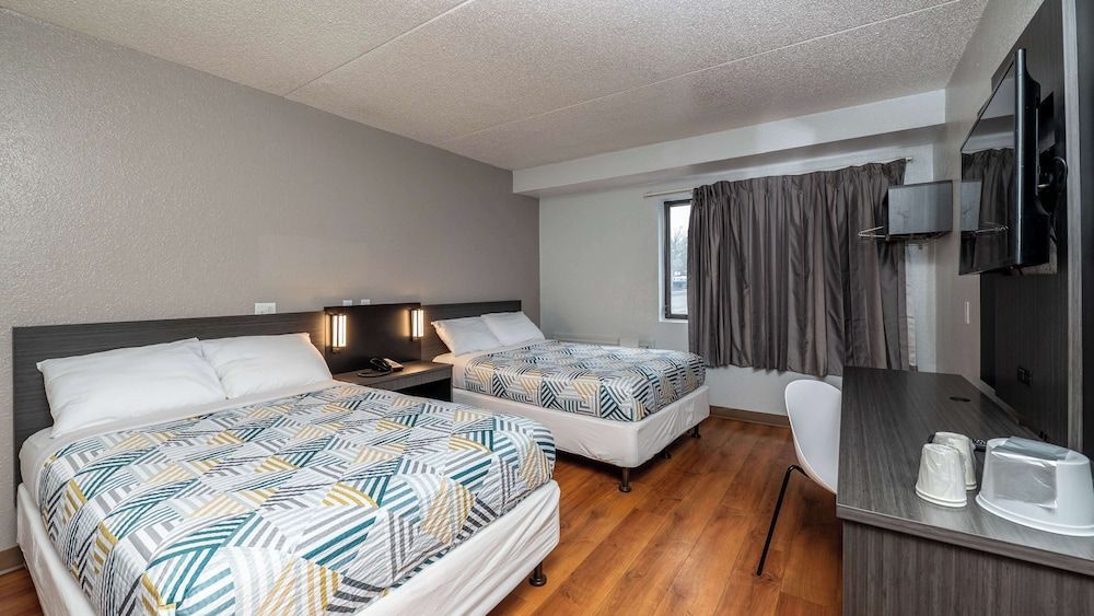 Motel 6-Branford, CT - New Haven 1