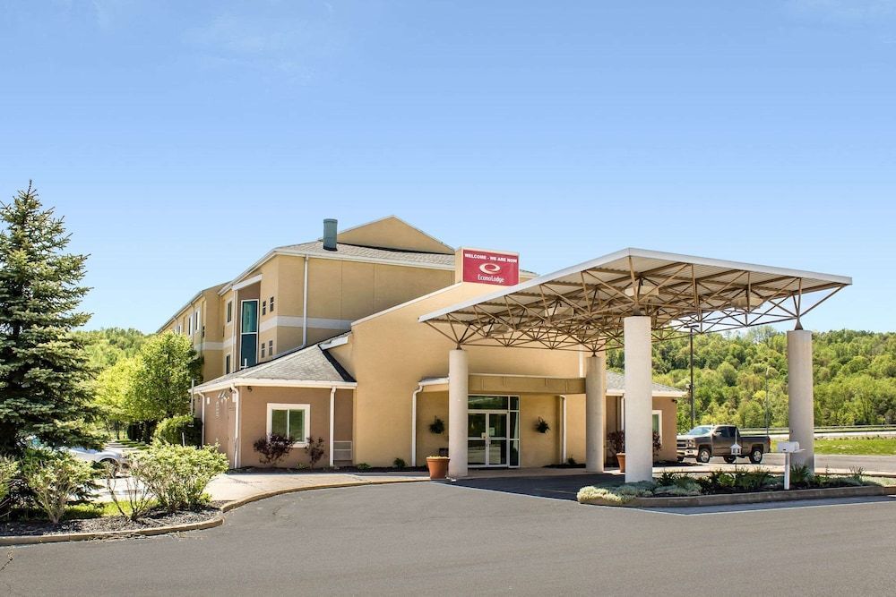 Econo Lodge Meadville 1