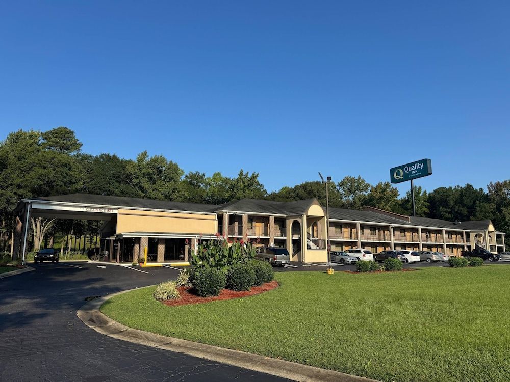 Quality Inn Kenly I-95 1