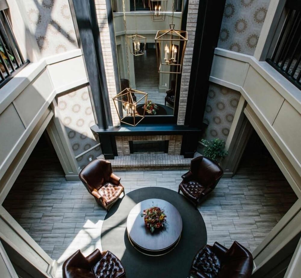 The Geneva Inn 2