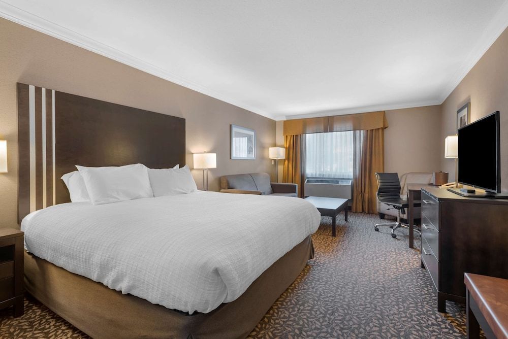 Best Western Plus Fernie Mountain Lodge 1
