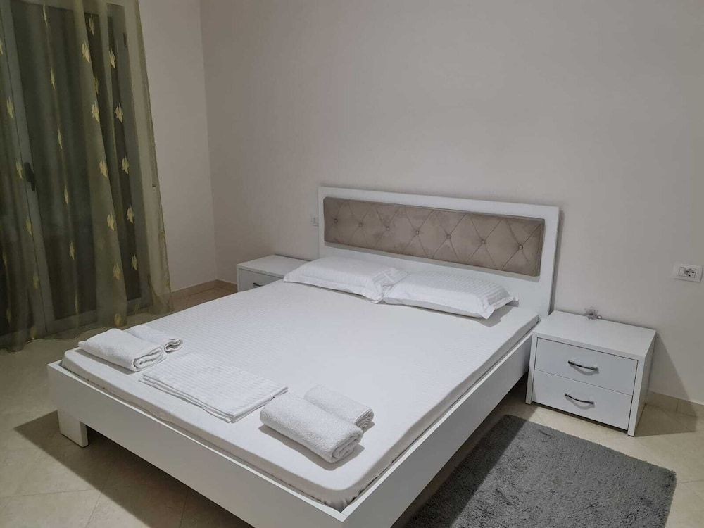 Seascape Apartments Vlore 2