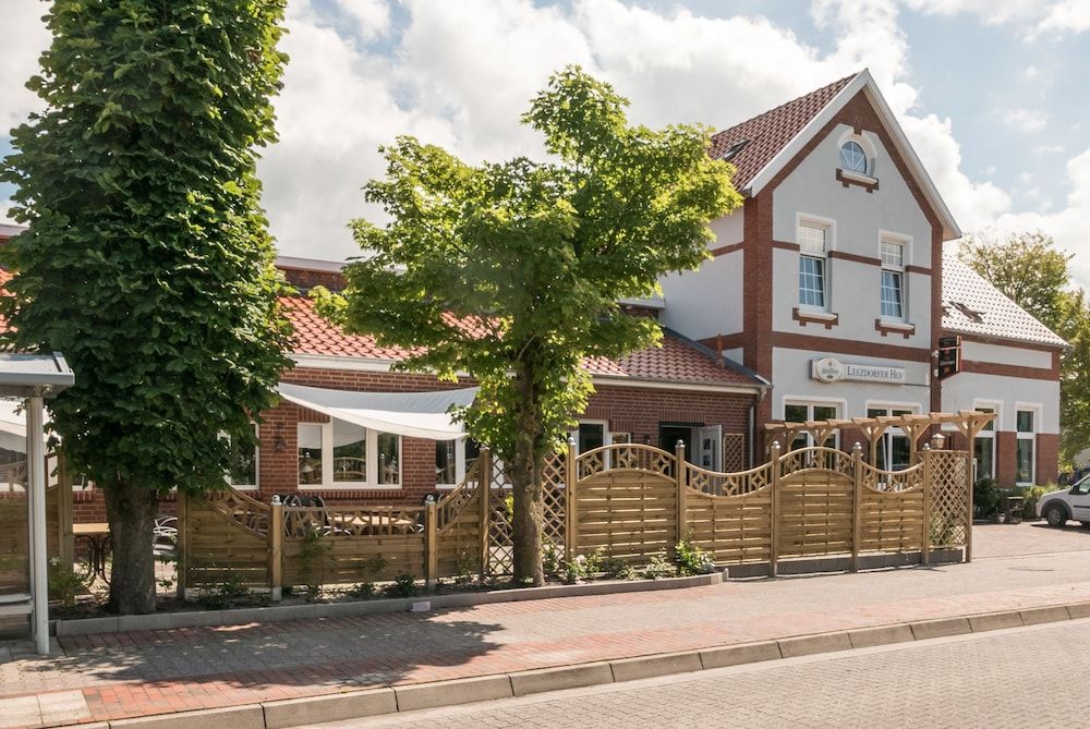 Landgasthaus Leezdorfer Hof 1