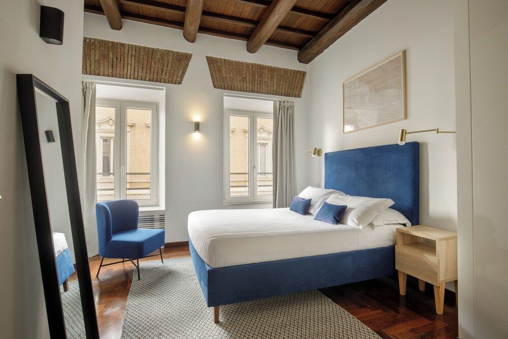 Signature Rooms by Hannah Hotels Collection 2