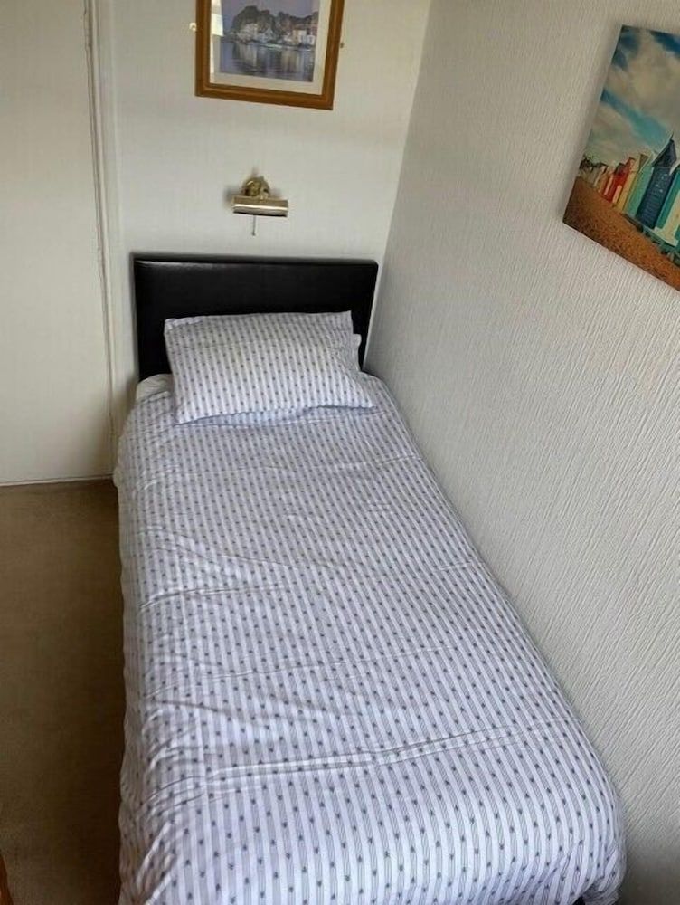 Seascape guest house 2