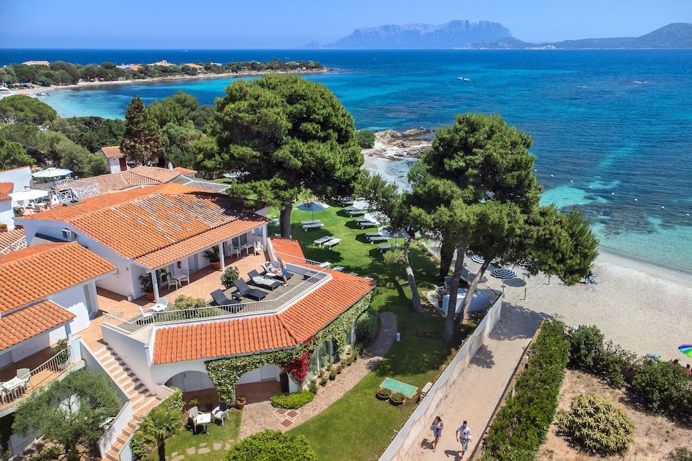 The Pelican Beach Resort & SPA - Adults Only 1