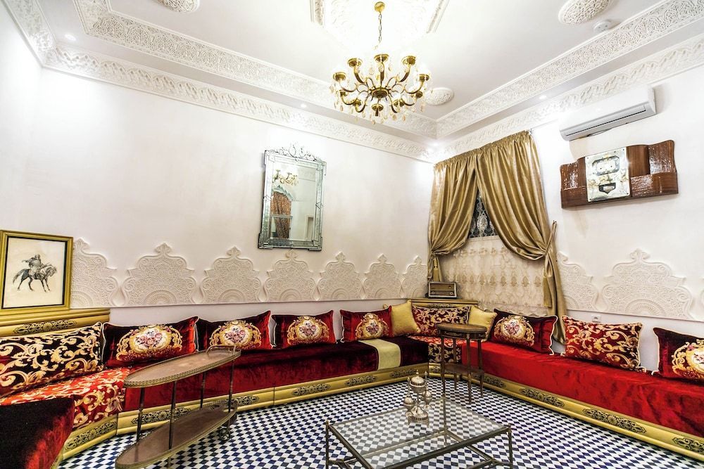 Palais Shazam & SPA 2