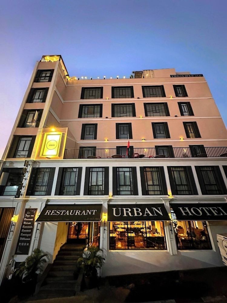 Grand Hotel Urban 1