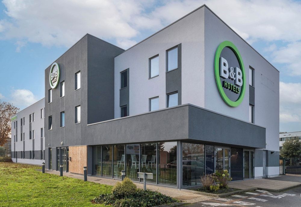 B&B HOTEL Laval Ouest 1