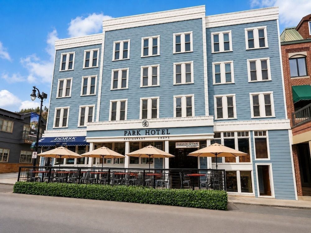 Park Hotel Condominiums 1