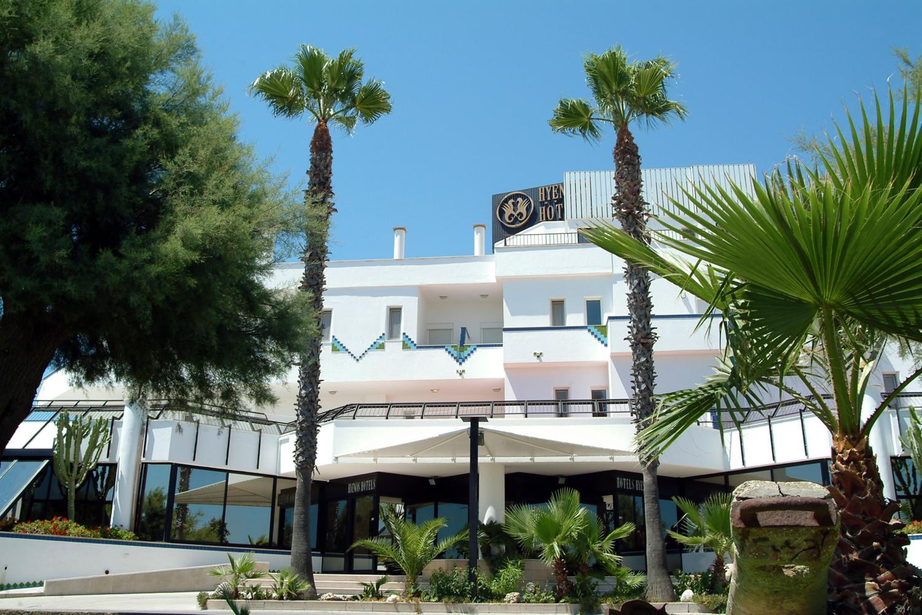 Hyencos Hotel Calos 2