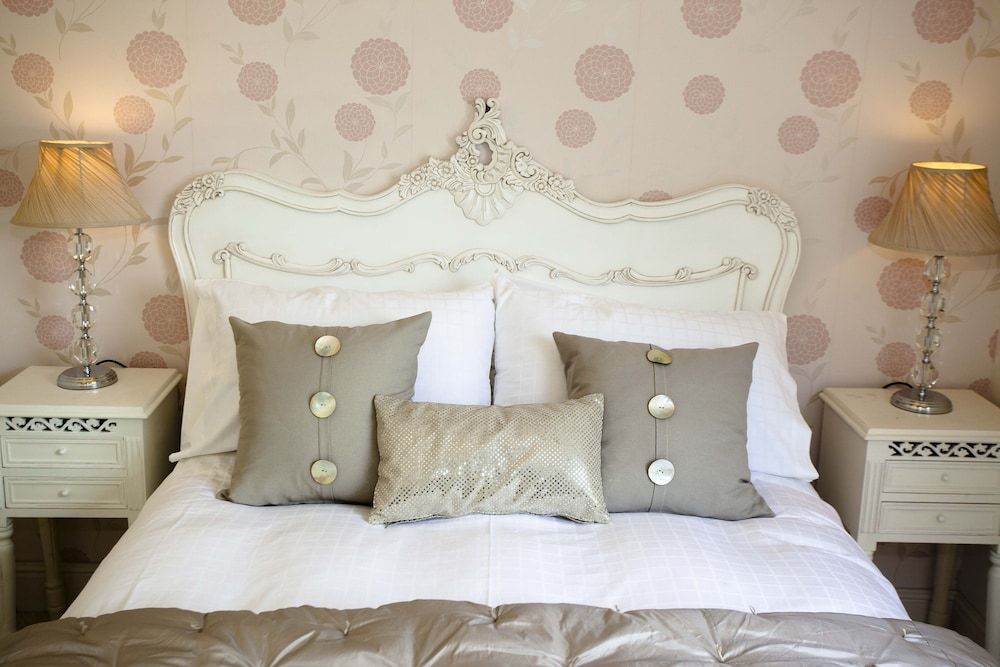 Windfalls Boutique Hotel 2