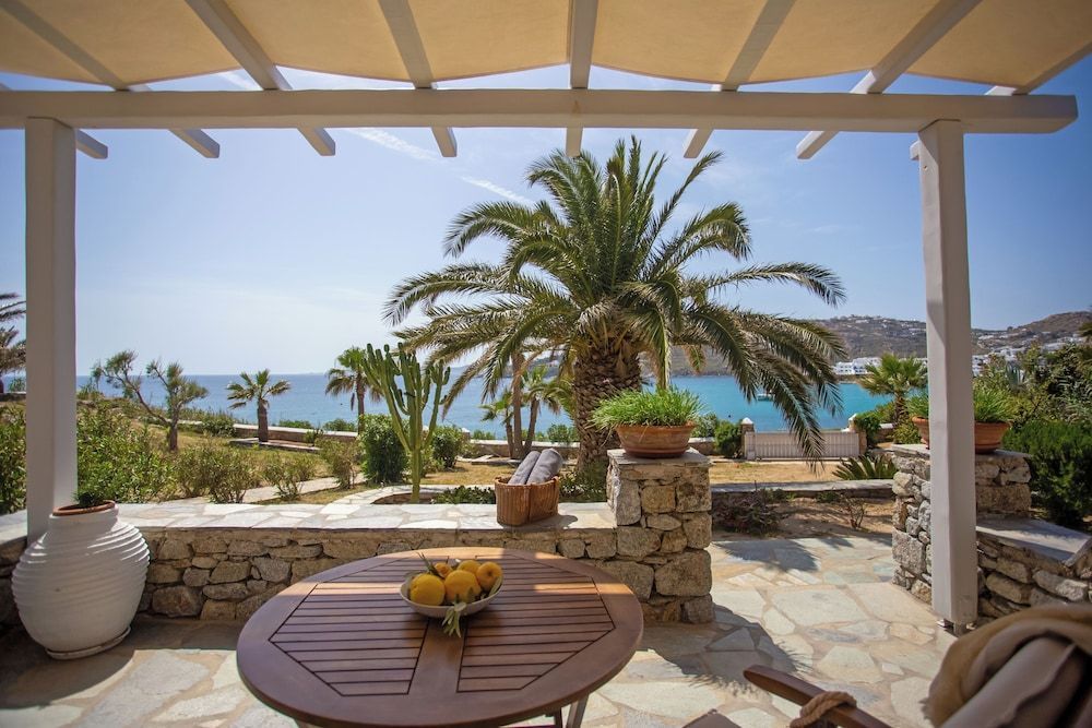 Only yours , Mykonos - Private pool & sea view suites near Scorpios 1