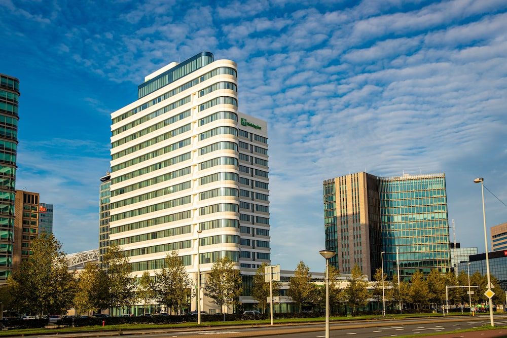 Holiday Inn Express AMSTERDAM - ARENA TOWERS by IHG 1