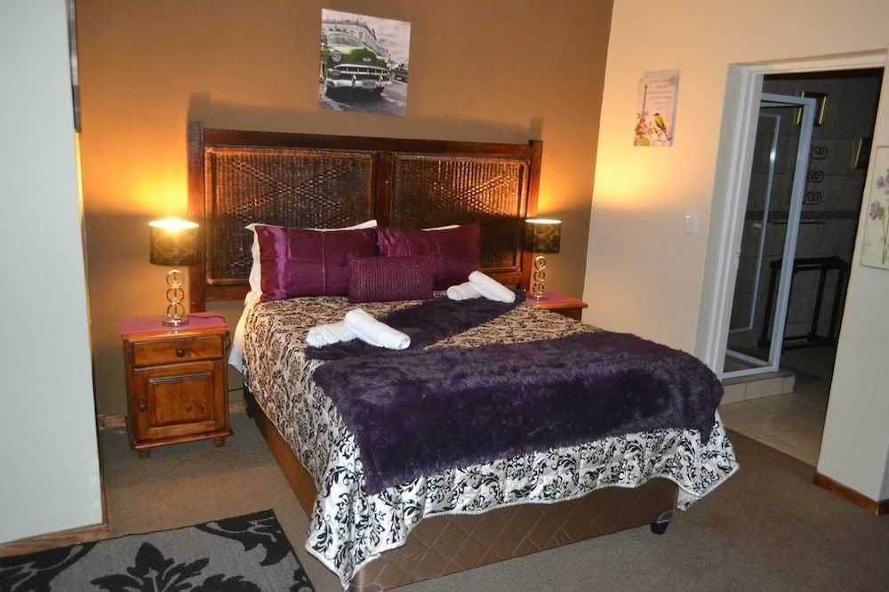 Ikhanda Guesthouse 2