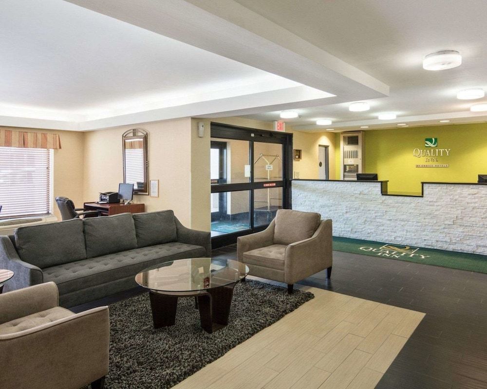 Quality Inn Richmond Airport 2