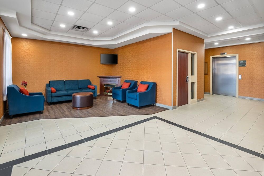 Comfort Inn 2