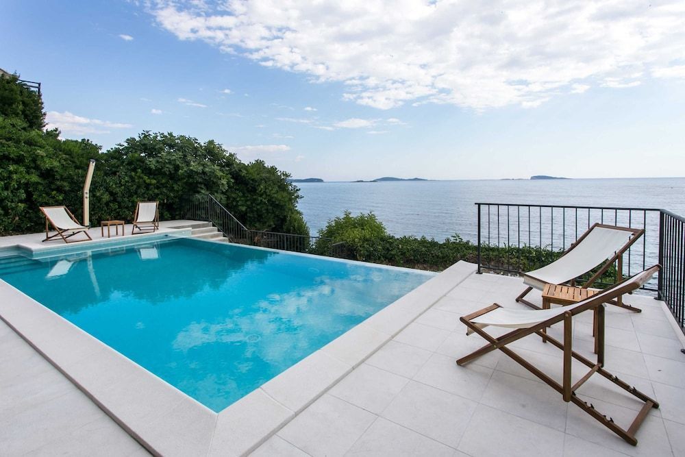Apartments Villa Mirjana 1