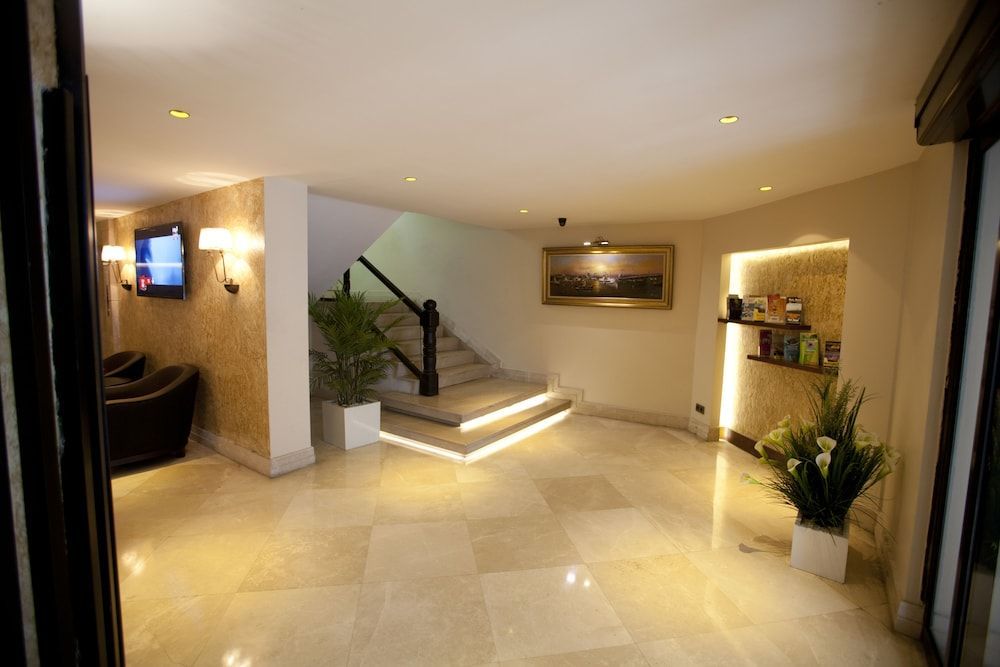Grand Laleli Hotel 2