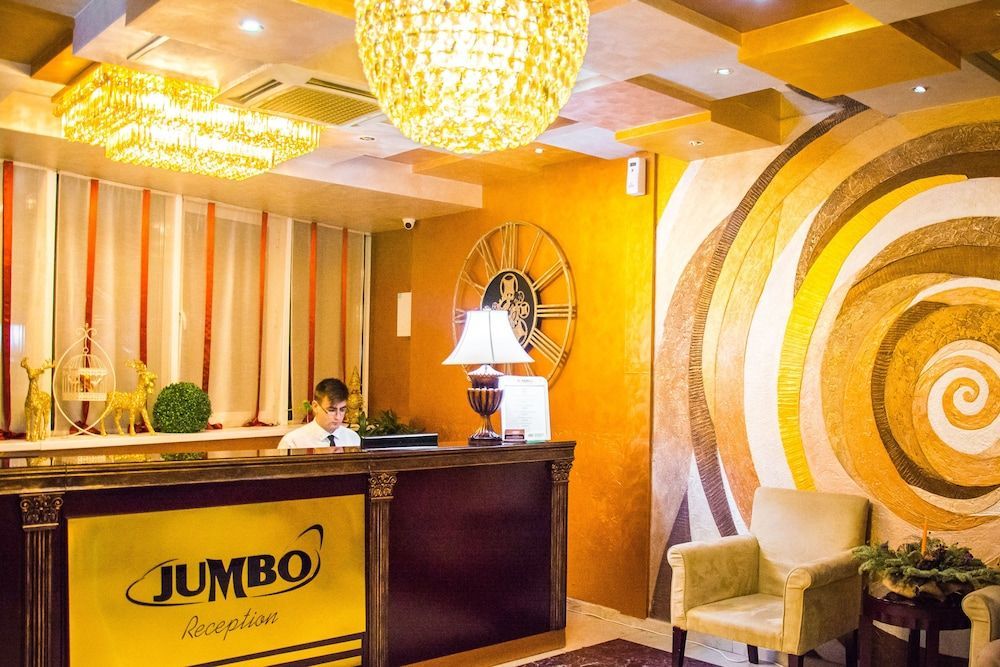 Jumbo Hotel 2