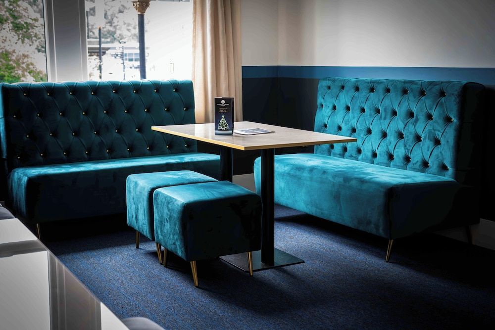 The Imperial Crown Hotel 2