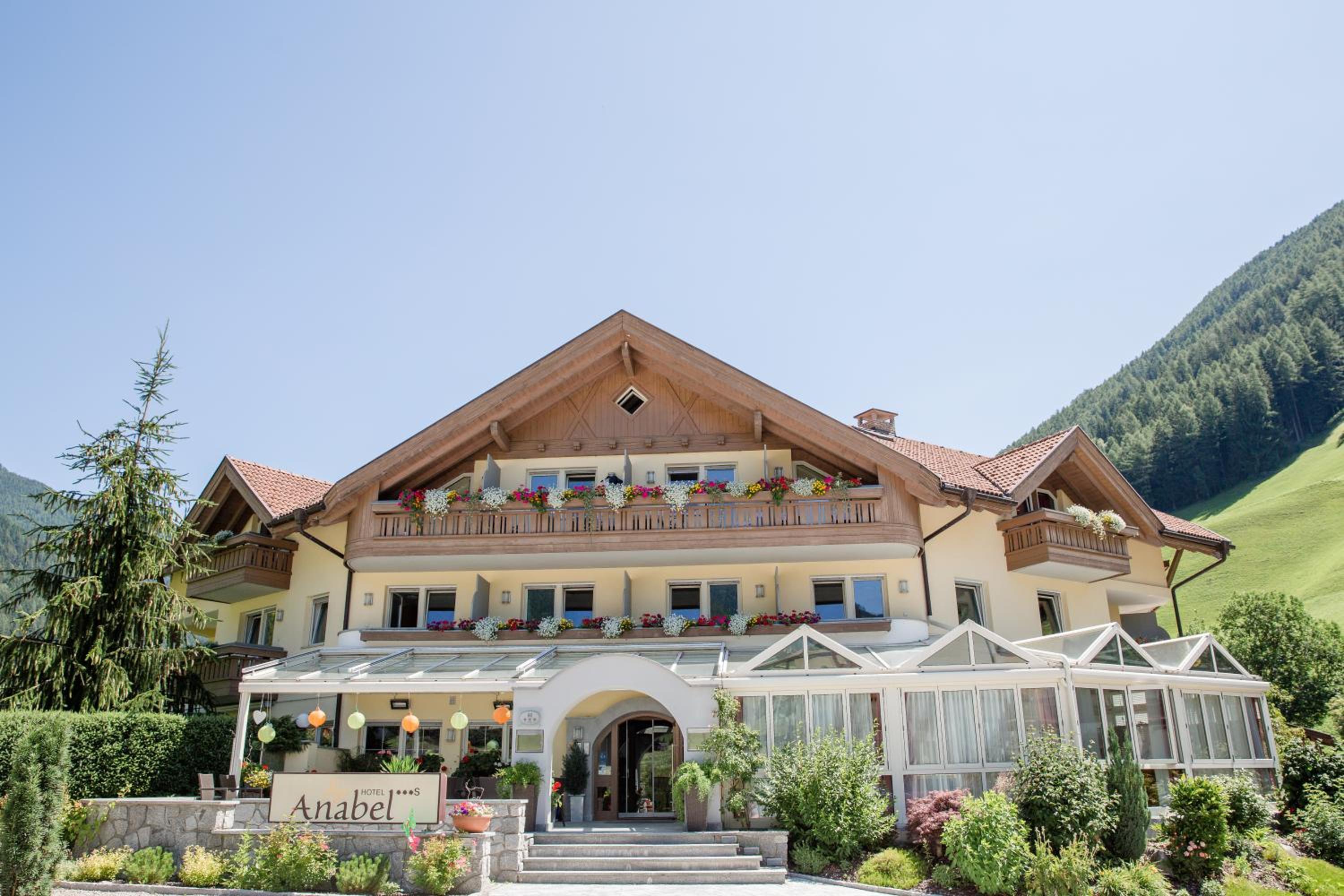Alpine Life Hotel Anabel 1
