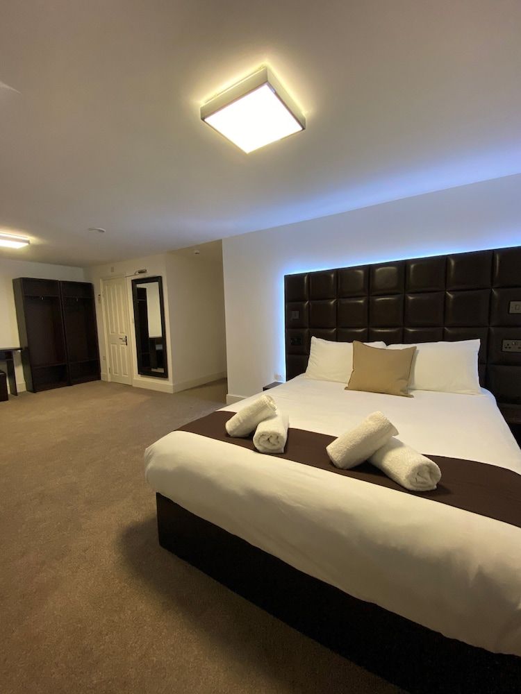 The Charles Hotel 1