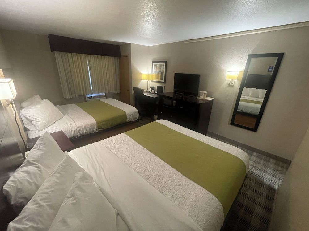 Quality Inn Council Bluffs I-80 2