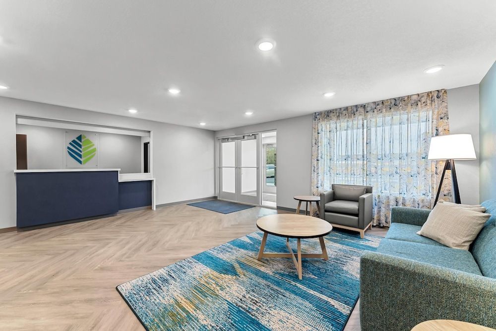 WoodSpring Suites Wilmington Riverfront 2