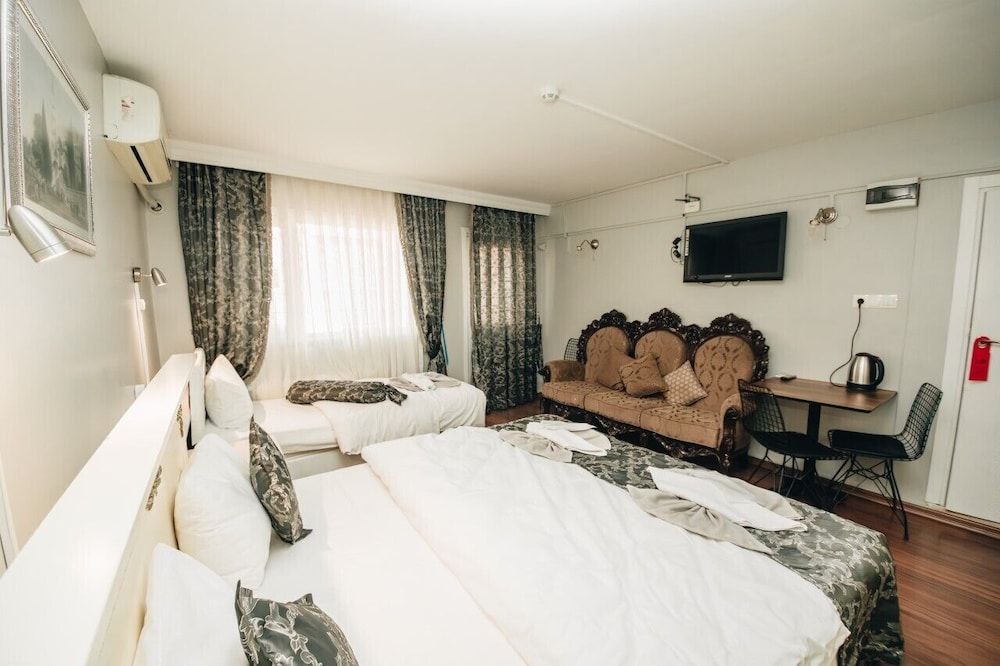 Safran Suites 1