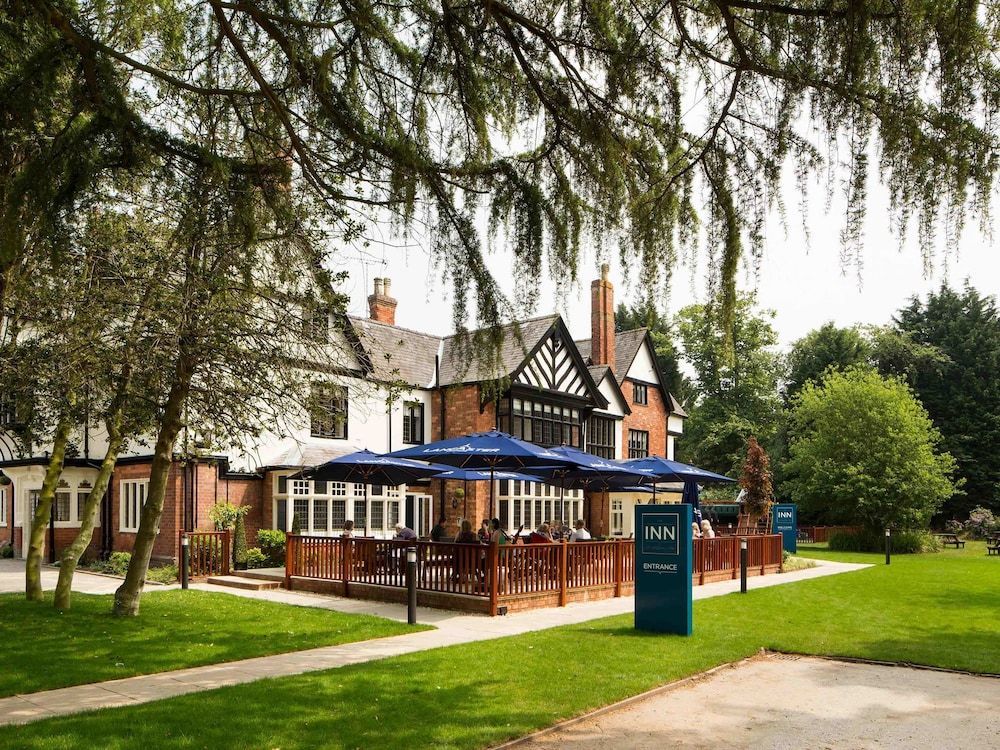 The Inn at Woodhall Spa 1
