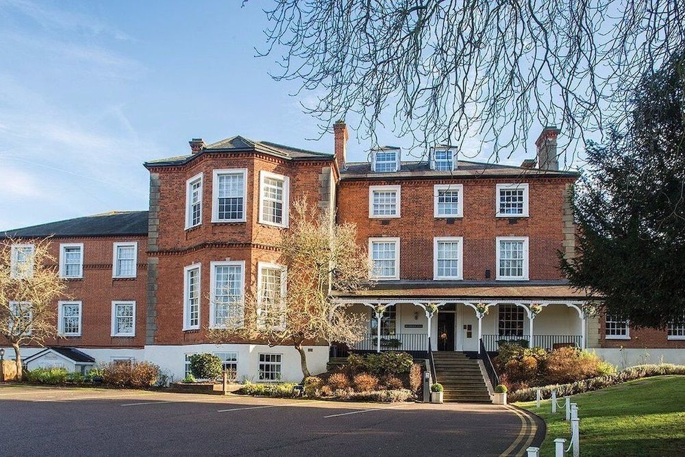 Brandshatch Place Hotel & Spa 1