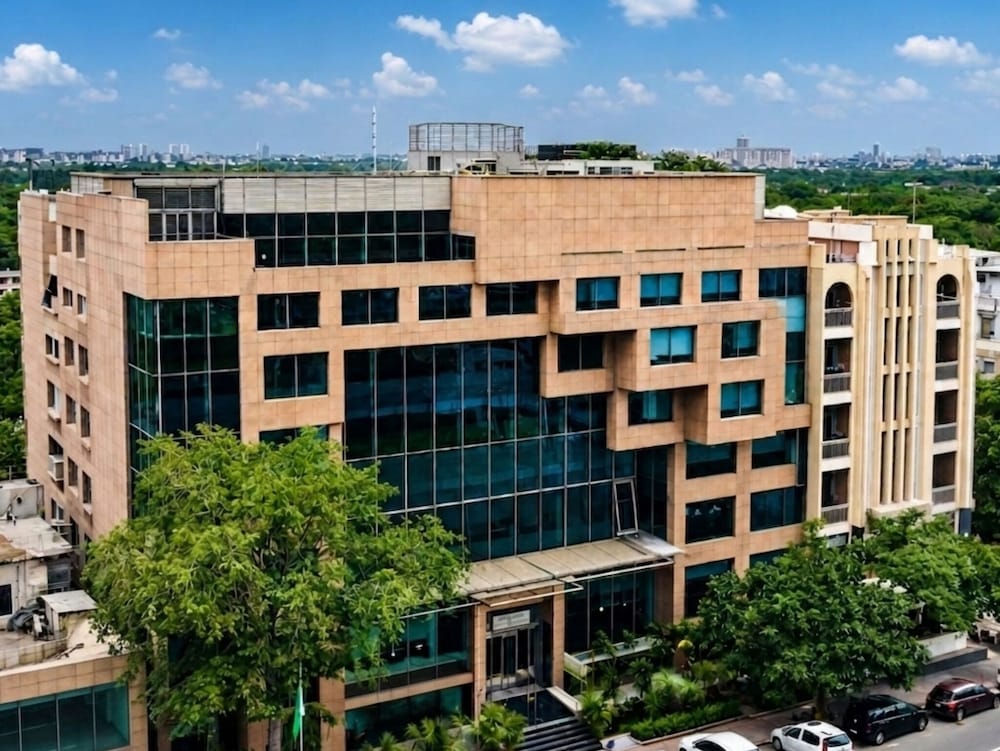Hotel Crown Plaza Islamabad 1