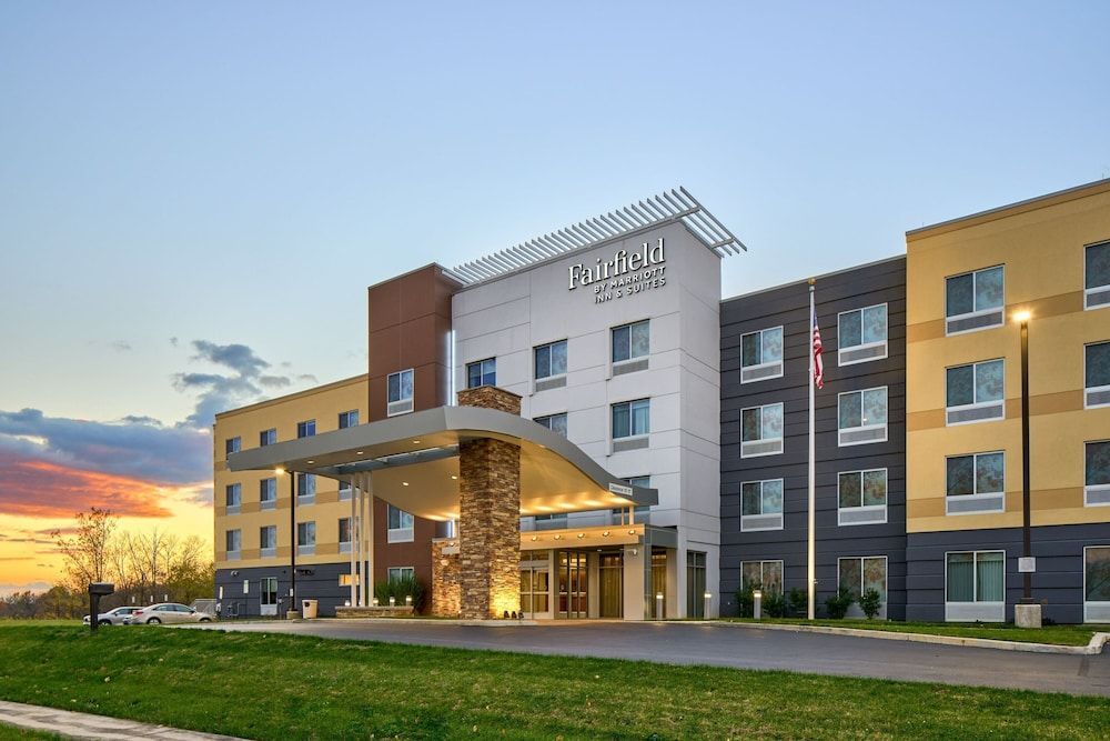 Fairfield by Marriott Inn & Suites Hagerstown 1