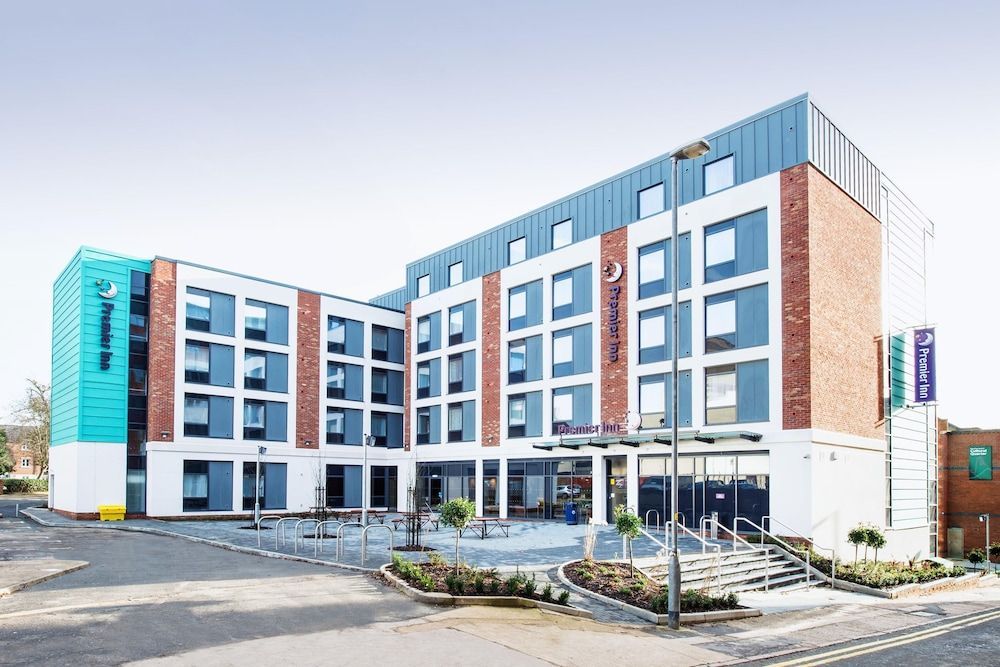 Premier Inn Northampton Town Centre 1