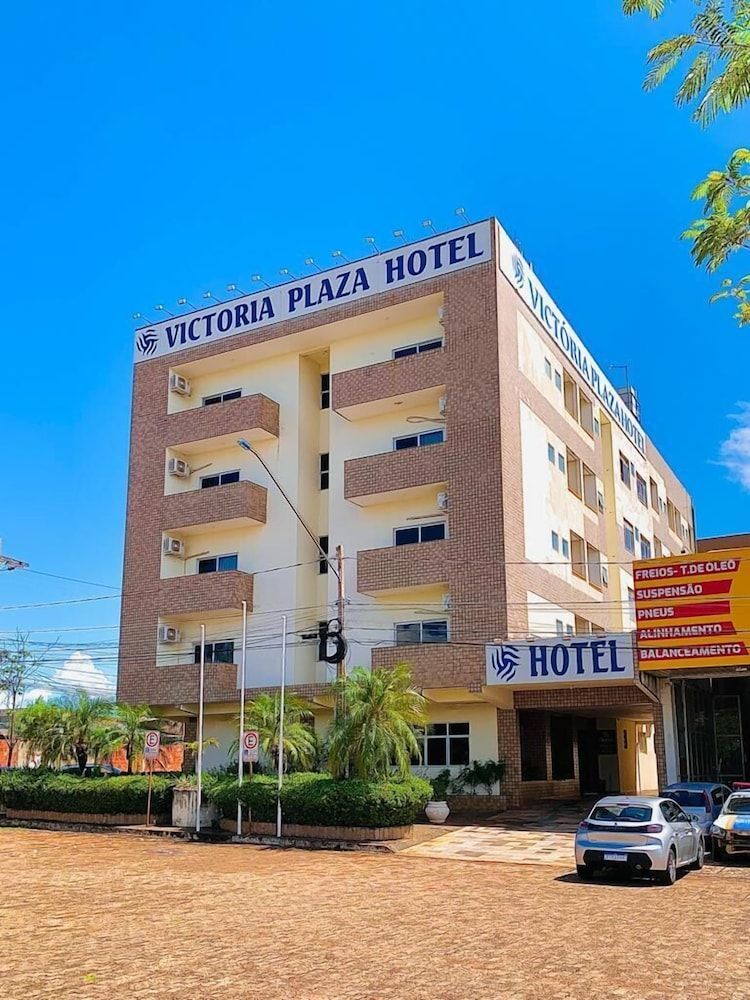 Victoria Plaza Hotel 1