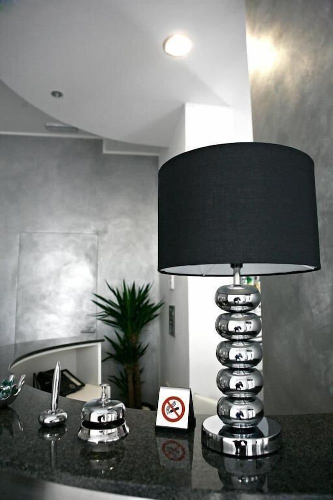 Gimmi Hotel 2