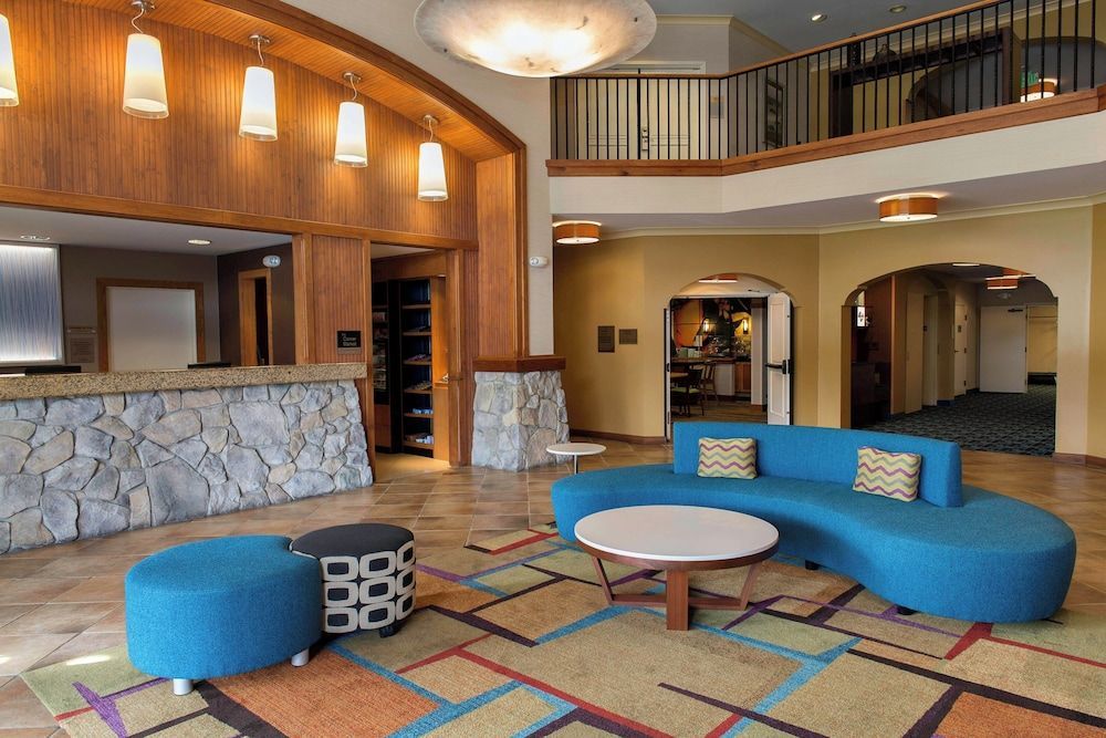 Fairfield Inn and Suites Santa Rosa Sebastopol 2