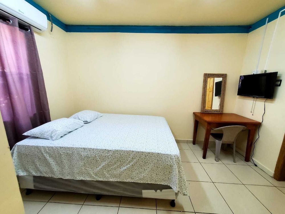 Caribbean Inn 2
