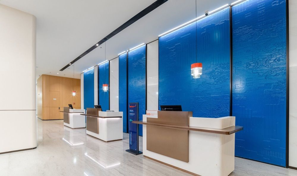 Holiday Inn Express Shenzhen Longhua by IHG 2