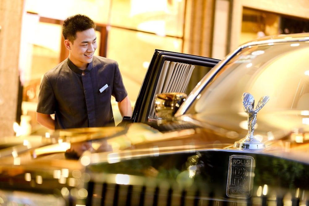Royal International Hotel 2