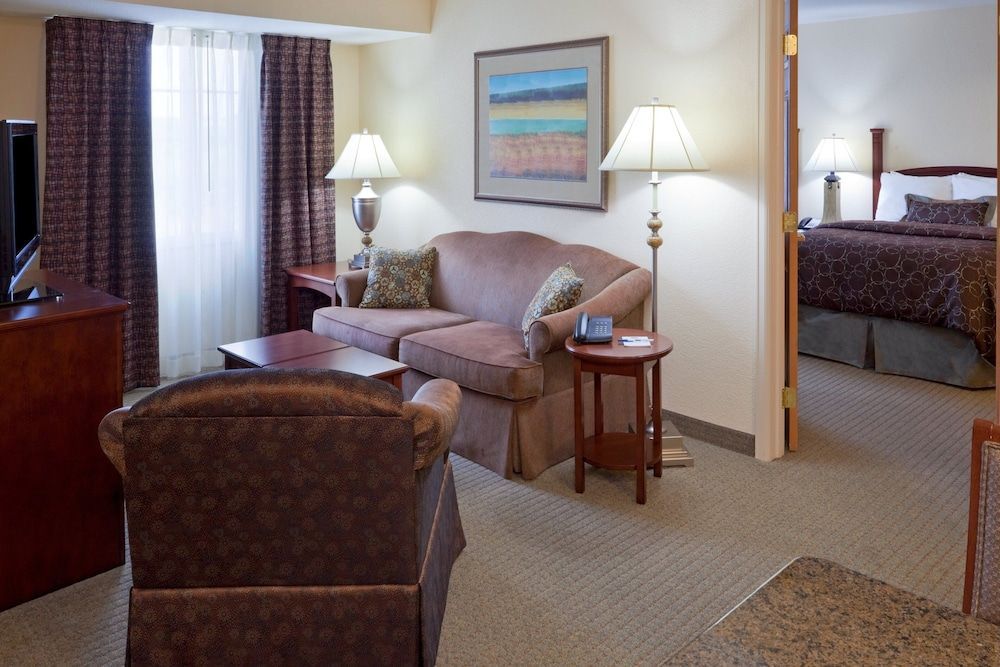 Staybridge Suites PHILADELPHIA VALLEY FORGE 422 by IHG 2