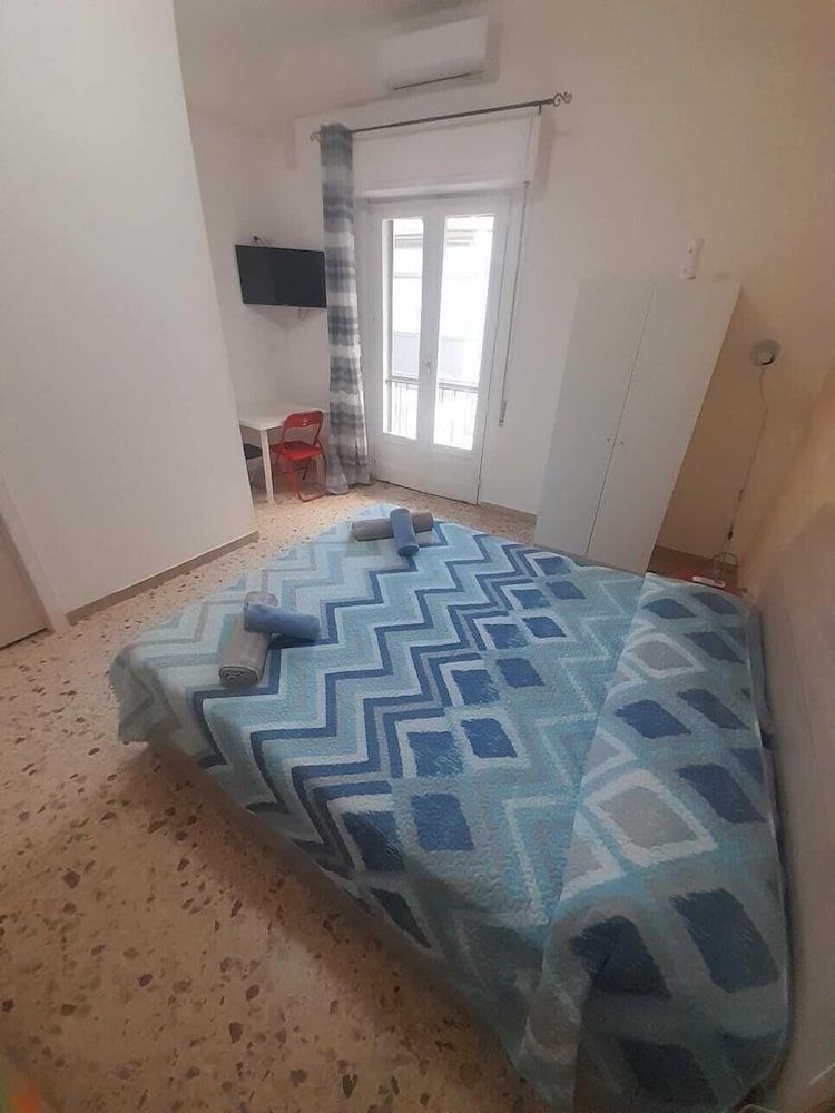 catania airport room low cost 1