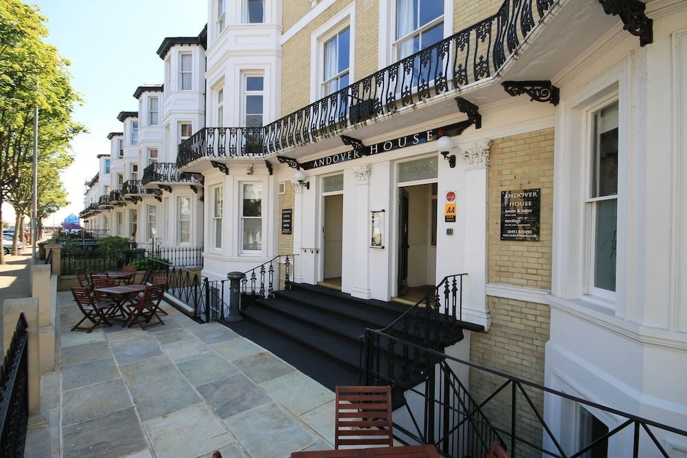 Andover House Hotel & Restaurant - Adults only 1