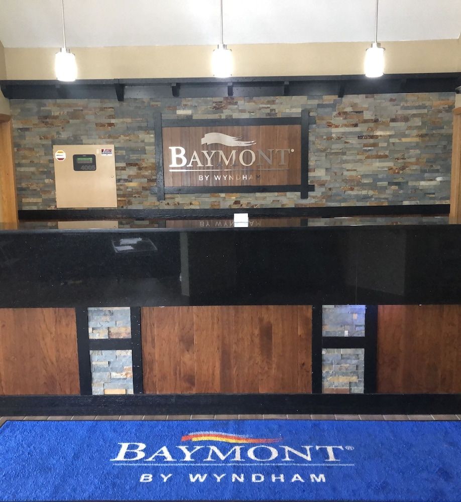Baymont Inn & Suites by Wyndham Mukwonago 2